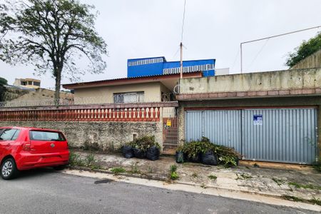 Casa à venda com 152m², 2 quartos e 2 vagasFachada 