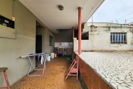 Casa à venda com 152m², 2 quartos e 2 vagasÁrea 