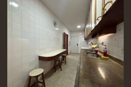 Apartamento à venda com 94m², 3 quartos e sem vagaCozinha