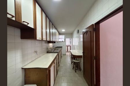 Apartamento à venda com 94m², 3 quartos e sem vagaCozinha