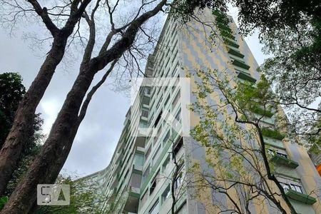 Apartamento para alugar com 140m², 3 quartos e 1 vagaFachada