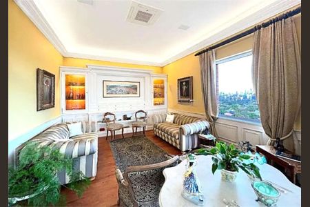 Apartamento à venda com 2 quartos, 216m² em Vila Nova Conceição, São Paulo