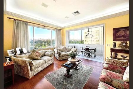 Apartamento à venda com 2 quartos, 216m² em Vila Nova Conceição, São Paulo