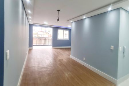 Sala de apartamento para alugar com 2 quartos, 75m² em Picanço, Guarulhos