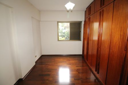 Apartamento para alugar com 113m², 4 quartos e 1 vagaQuarto 2