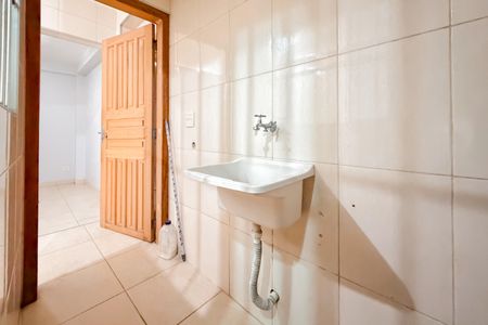 Apartamento à venda com 28m², 2 quartos e sem vaga Apartamento à venda com 28m², 2 quartos e sem vagaÁrea de Serviço