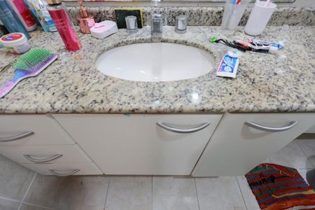 Apartamento à venda com 69m², 3 quartos e 1 vagaBanheiro da suíte