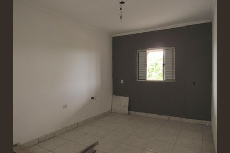 Quarto de casa para alugar com 1 quarto, 100m² em Santa Maria, Osasco