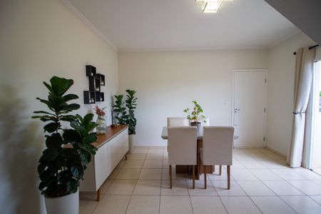 Apartamento para alugar com 114m², 2 quartos e 2 vagasSala 