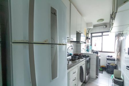 Apartamento à venda com 57m², 2 quartos e 1 vagaCozinha e Área de Serviço