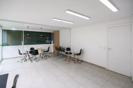Apartamento para alugar com 35m², 2 quartos e sem vaga Apartamento para alugar com 35m², 2 quartos e sem vagaCoworking