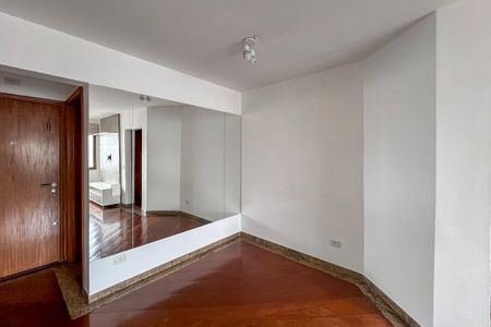 Apartamento à venda com 67m², 2 quartos e 1 vaga Apartamento à venda com 67m², 2 quartos e 1 vagaSala de Jantar