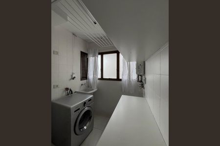 Apartamento à venda com 67m², 2 quartos e 1 vaga Apartamento à venda com 67m², 2 quartos e 1 vagaÁrea de Serviço