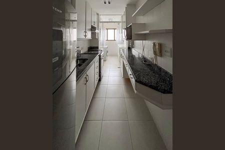Apartamento à venda com 67m², 2 quartos e 1 vaga Apartamento à venda com 67m², 2 quartos e 1 vagaCozinha