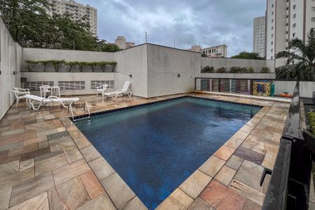 Apartamento à venda com 67m², 2 quartos e 1 vaga Apartamento à venda com 67m², 2 quartos e 1 vagaÁrea comum - Piscina