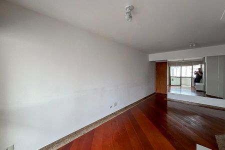 Apartamento à venda com 67m², 2 quartos e 1 vaga Apartamento à venda com 67m², 2 quartos e 1 vagaSala