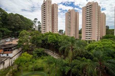 Apartamento à venda com 50m², 2 quartos e 1 vaga Apartamento à venda com 50m², 2 quartos e 1 vagaVista do Quarto 2
