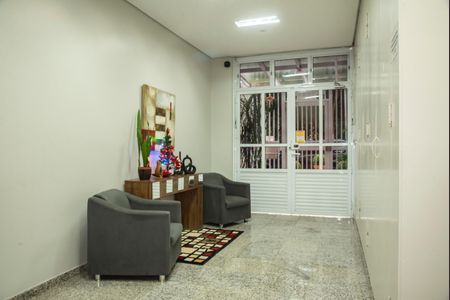Apartamento para alugar com 69m², 2 quartos e sem vagaHall social