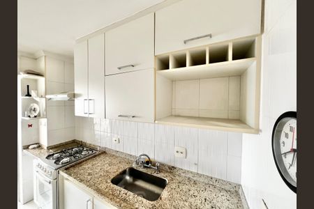 Apartamento à venda com 92m², 3 quartos e 2 vagas Apartamento à venda com 92m², 3 quartos e 2 vagasCozinha