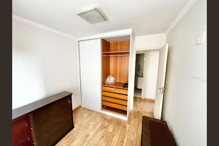 Apartamento à venda com 92m², 3 quartos e 2 vagas Apartamento à venda com 92m², 3 quartos e 2 vagasQuarto 2