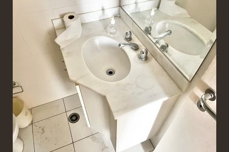 Apartamento à venda com 92m², 3 quartos e 2 vagas Apartamento à venda com 92m², 3 quartos e 2 vagasBanheiro