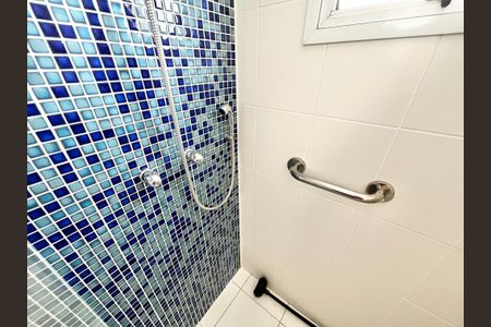 Apartamento à venda com 92m², 3 quartos e 2 vagas Apartamento à venda com 92m², 3 quartos e 2 vagasBanheiro da Suíte