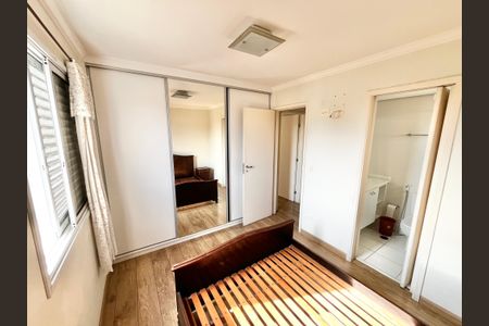 Apartamento à venda com 92m², 3 quartos e 2 vagas Apartamento à venda com 92m², 3 quartos e 2 vagasQuarto Suíte