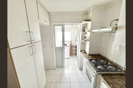 Apartamento à venda com 92m², 3 quartos e 2 vagas Apartamento à venda com 92m², 3 quartos e 2 vagasCozinha