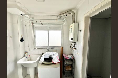 Apartamento à venda com 92m², 3 quartos e 2 vagas Apartamento à venda com 92m², 3 quartos e 2 vagasÁrea de Serviço