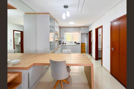 Casa de condomínio para alugar com 114m², 2 quartos e 1 vagaSala de Jantar