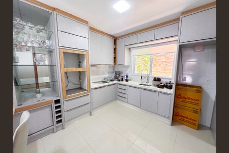 Casa de condomínio para alugar com 114m², 2 quartos e 1 vagaCozinha