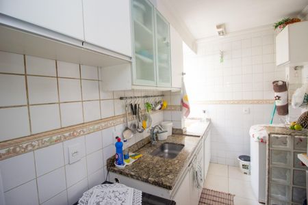 Apartamento à venda com 44m², 2 quartos e 1 vagaBanheiro Social