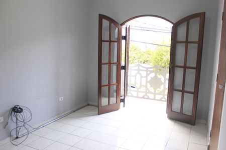 Casa para alugar com 110m², 2 quartos e 2 vagasQuarto 1