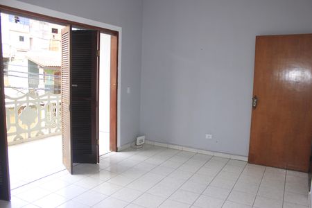 Casa para alugar com 110m², 2 quartos e 2 vagasSala 