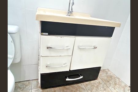 Apartamento para alugar com 72m², 2 quartos e 1 vaga Apartamento para alugar com 72m², 2 quartos e 1 vagaBanheiro