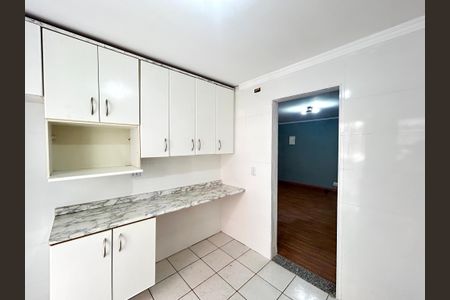 Apartamento para alugar com 72m², 2 quartos e 1 vaga Apartamento para alugar com 72m², 2 quartos e 1 vagaCozinha