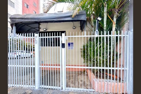 Apartamento para alugar com 72m², 2 quartos e 1 vaga Apartamento para alugar com 72m², 2 quartos e 1 vagaPlaca instalada na fachada do imóvel