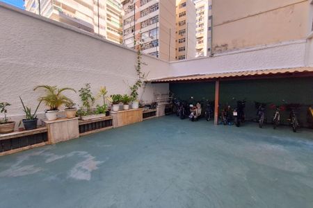 Apartamento à venda com 90m², 3 quartos e sem vagaÁrea comum