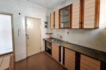 Apartamento à venda com 90m², 3 quartos e sem vagaCozinha