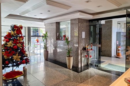 Apartamento à venda com 90m², 3 quartos e sem vagaÁrea comum