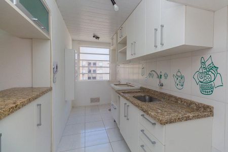 Cozinha de apartamento para alugar com 2 quartos, 60m² em Rubem Berta, Porto Alegre