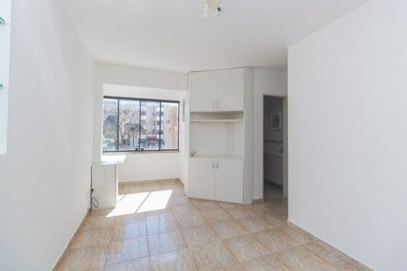 Sala de apartamento para alugar com 2 quartos, 60m² em Rubem Berta, Porto Alegre