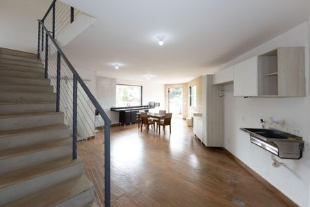 Sala Ampla de kitnet/studio para alugar com 1 quarto, 80m² em Vale do Sol, Nova Lima