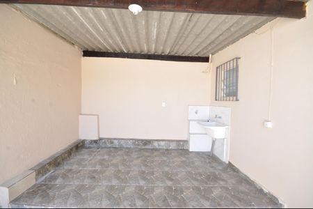 Área de Serviço de casa para alugar com 2 quartos, 153m² em Vila Mazzei, São Paulo