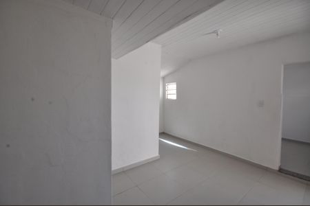 Quarto 2 de casa para alugar com 2 quartos, 153m² em Vila Mazzei, São Paulo