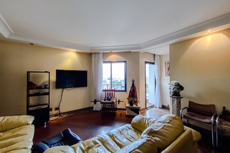 Apartamento para alugar com 145m², 3 quartos e 3 vagas Apartamento para alugar com 145m², 3 quartos e 3 vagasSala