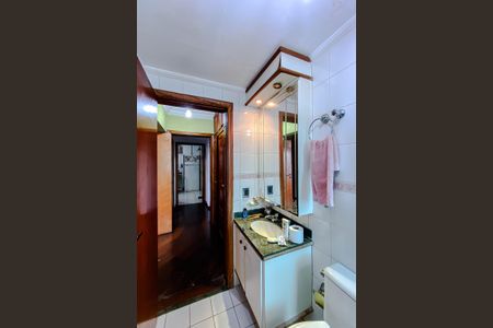 Apartamento para alugar com 145m², 3 quartos e 3 vagas Apartamento para alugar com 145m², 3 quartos e 3 vagasBanheiro da Suíte