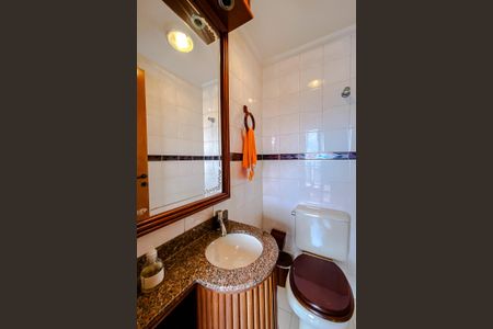 Apartamento para alugar com 145m², 3 quartos e 3 vagas Apartamento para alugar com 145m², 3 quartos e 3 vagasLavabo