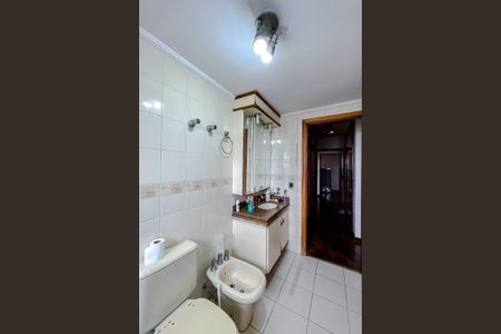 Apartamento para alugar com 145m², 3 quartos e 3 vagas Apartamento para alugar com 145m², 3 quartos e 3 vagasBanheiro da Suíte 3