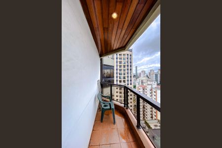 Apartamento para alugar com 145m², 3 quartos e 3 vagas Apartamento para alugar com 145m², 3 quartos e 3 vagasVaranda da Sala